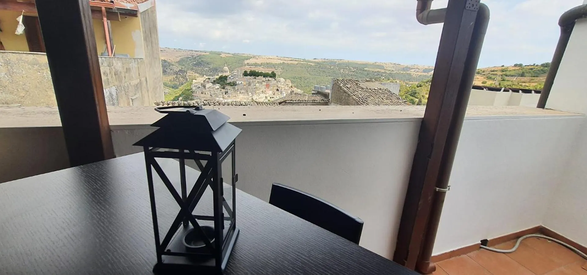فندق Iblahouse راغوزا بيت ضيافة